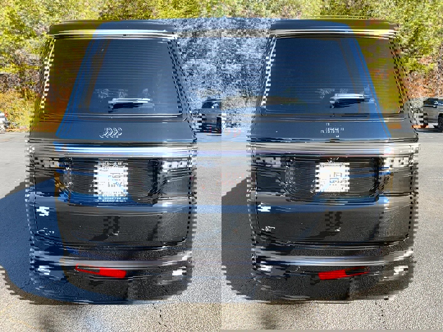 New 2026 Jeep Grand Wagoneer L 4X4 w/ HD Trailer Tow Package image 6