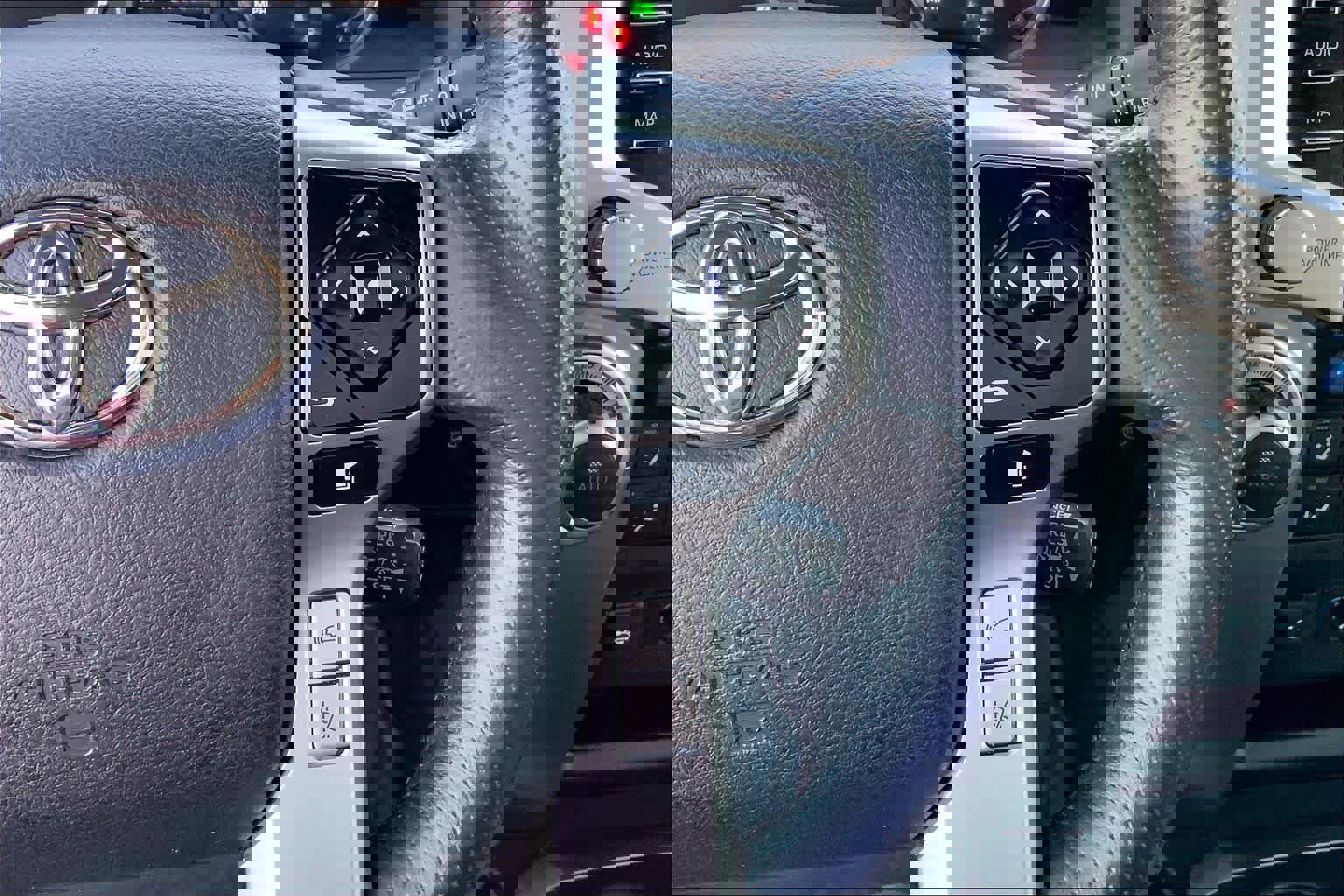 Used 2023 Toyota 4Runner Limited image 24