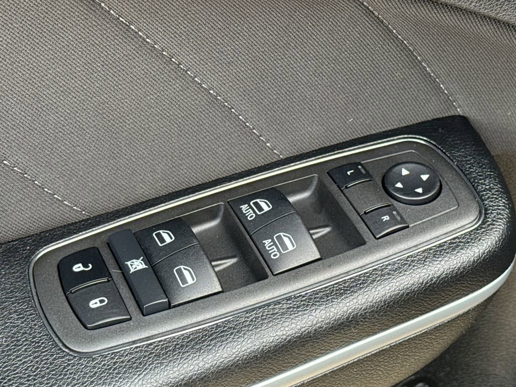 Used 2022 Dodge Charger Scat Pack RWD image 19