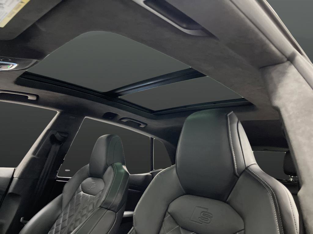 Used 2022 Audi SQ8 Prestige w/ Prestige Package image 7