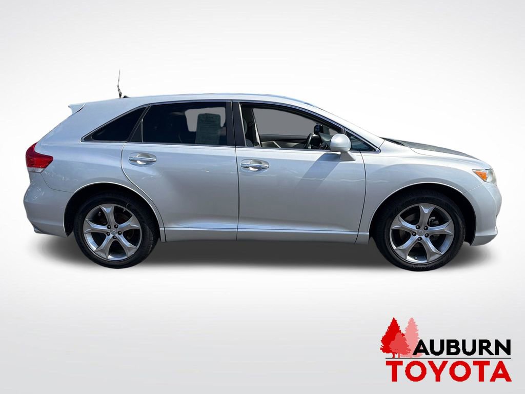 Used 2010 Toyota Venza AWD image 4