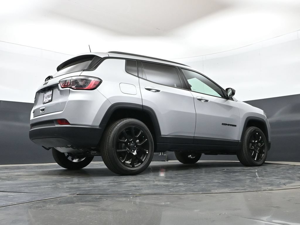 New 2026 Jeep Compass Latitude AWD/4WD image 43
