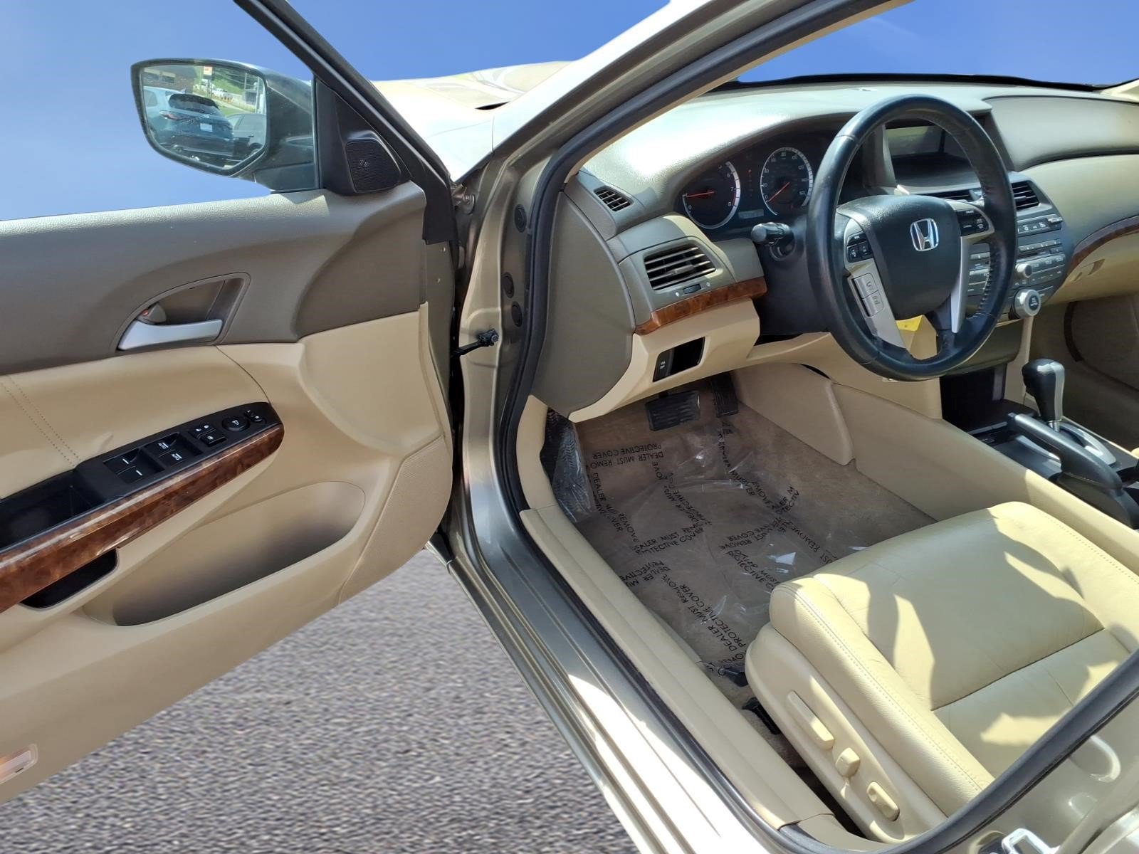 Used 2010 Honda Accord EX-L image 15