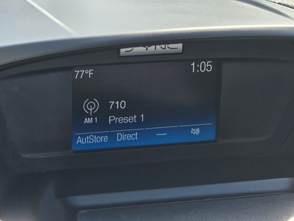 Used 2018 Ford Escape SE FWD image 9