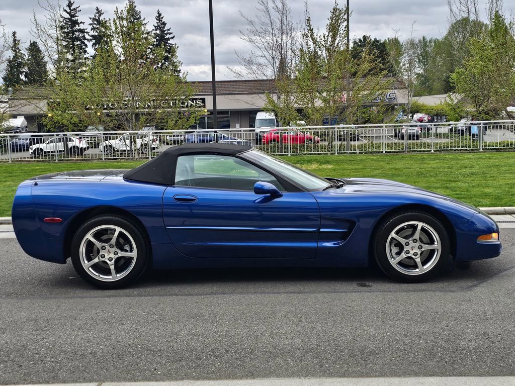 Used 2002 Chevrolet Corvette Convertible w/ Preferred Equipment Group2 RWD image 6