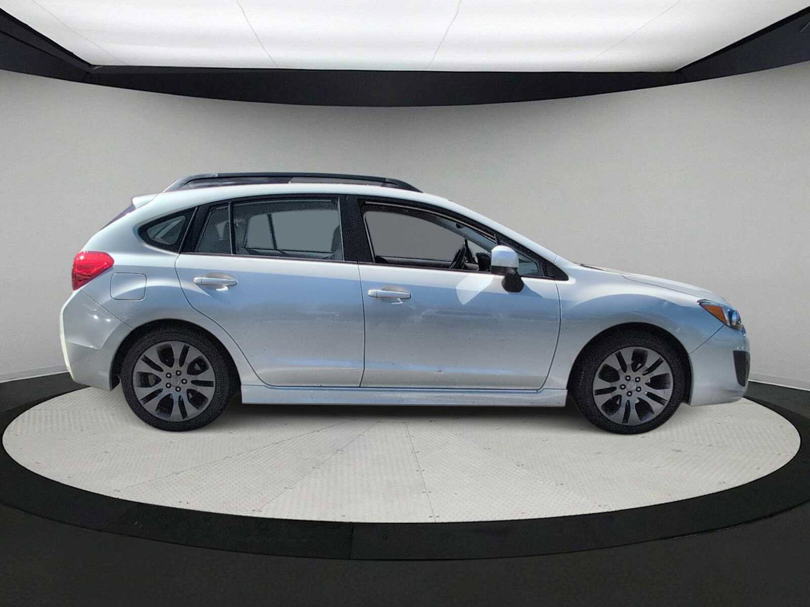 Used 2013 Subaru Impreza 2.0i Sport Limited w/ Popular Pkg 1 image 9