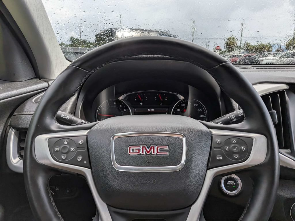 Used 2024 GMC Terrain SLT AWD/4WD image 22