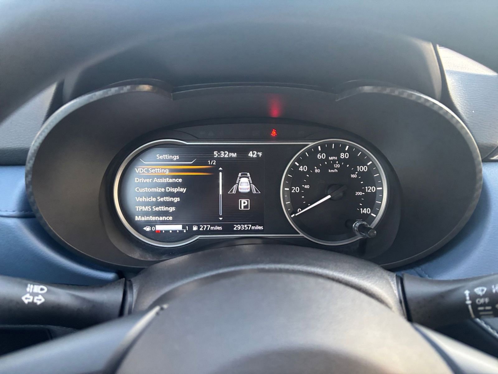 Used 2025 Nissan Versa SV image 38