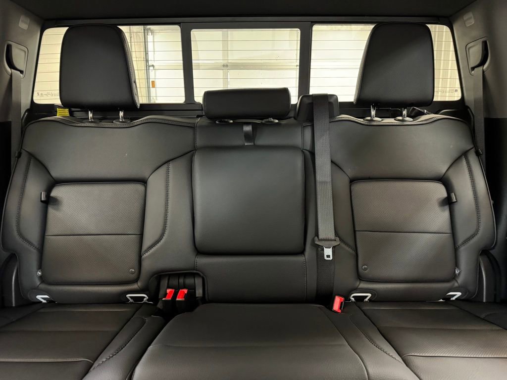New 2026 GMC Sierra 3500 Denali w/ Technology Package image 15