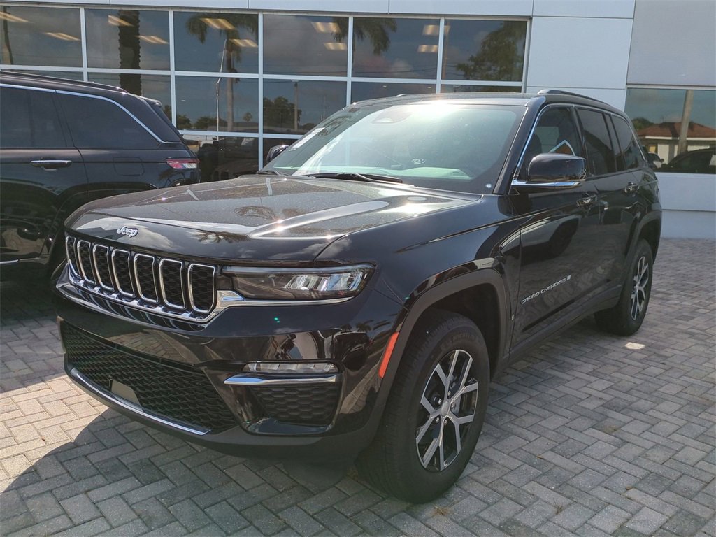 New 2025 Jeep Grand Cherokee Limited image 9