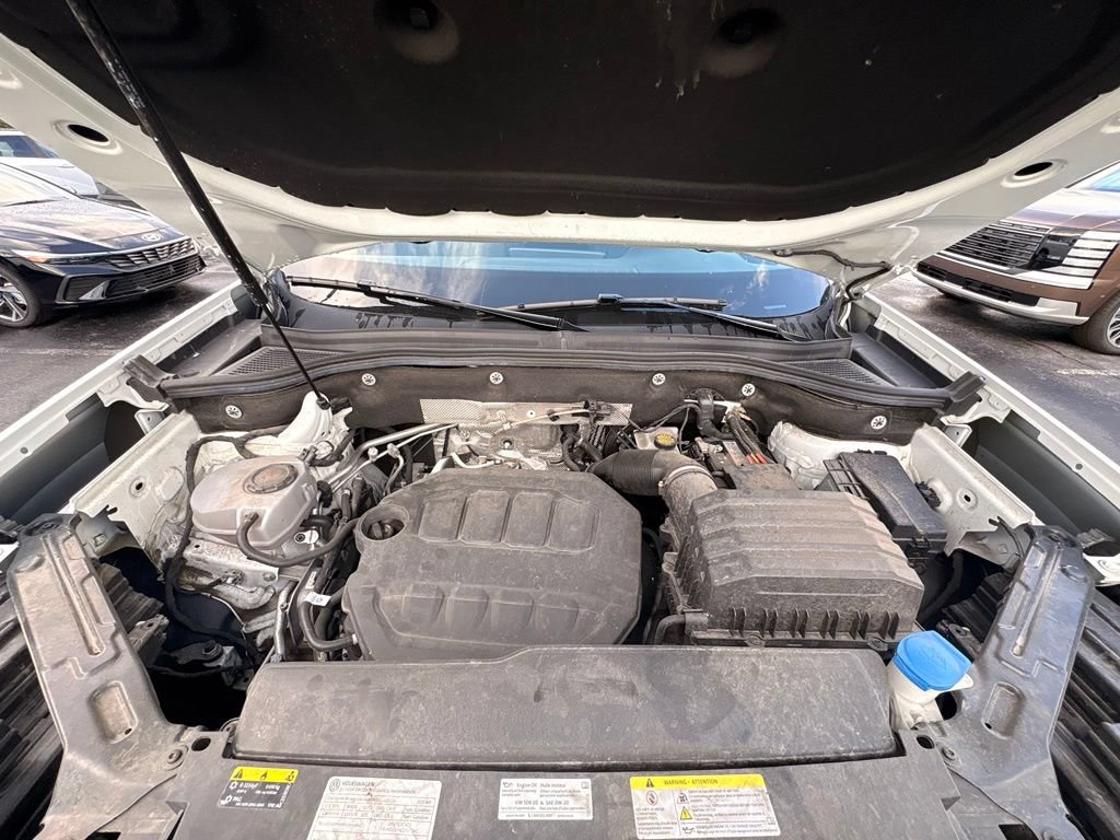 Used 2025 Volkswagen Atlas SE FWD image 33