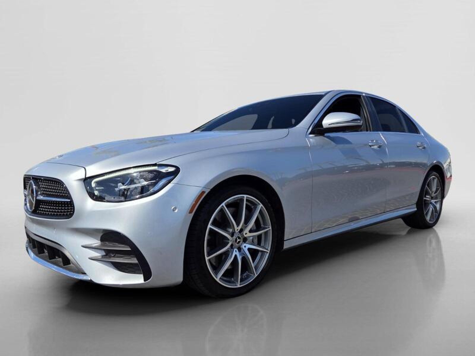 Used 2023 Mercedes-Benz E 350 Sedan image 8