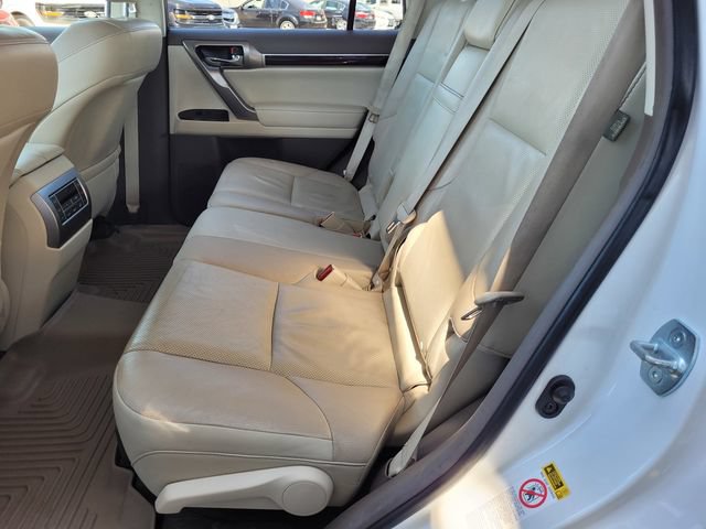 Used 2017 Lexus GX 460 AWD/4WD image 17