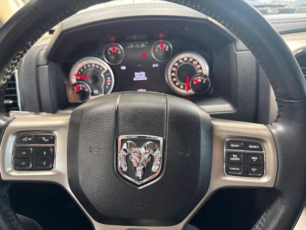 Used 2017 RAM 1500 Laramie w/ Convenience Group AWD/4WD image 25