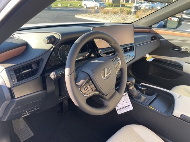 New 2025 Lexus ES 350 w/ Premium Package image 13