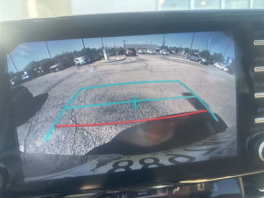 Used 2024 Toyota Sienna XLE w/ XLE Plus Package AWD/4WD image 8