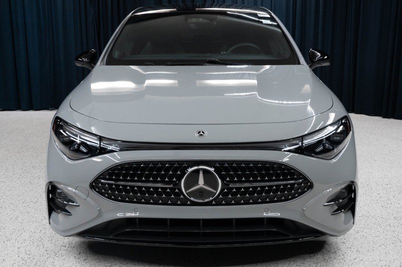 New 2027 Mercedes-Benz CLA 220 image 2