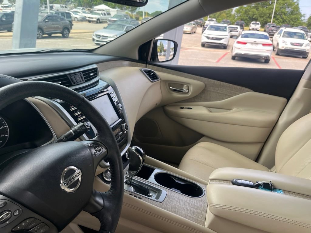 Used 2019 Nissan Murano SV FWD image 10