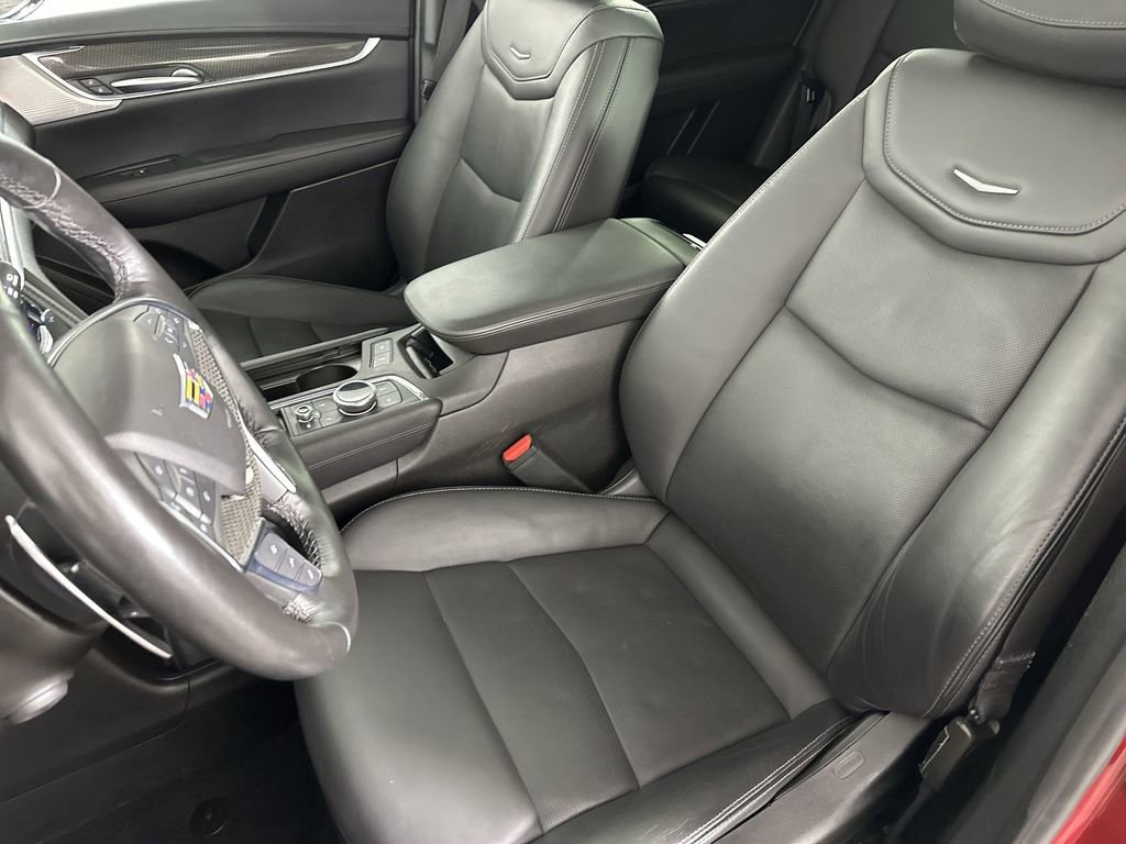 Certified 2023 Cadillac XT5 Sportv AWD/4WD image 23