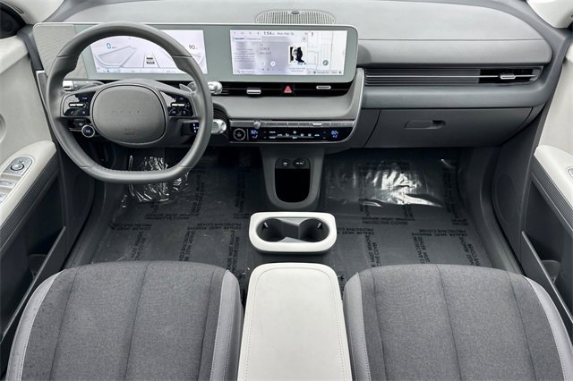 Used 2024 Hyundai Ioniq 5 SE image 15