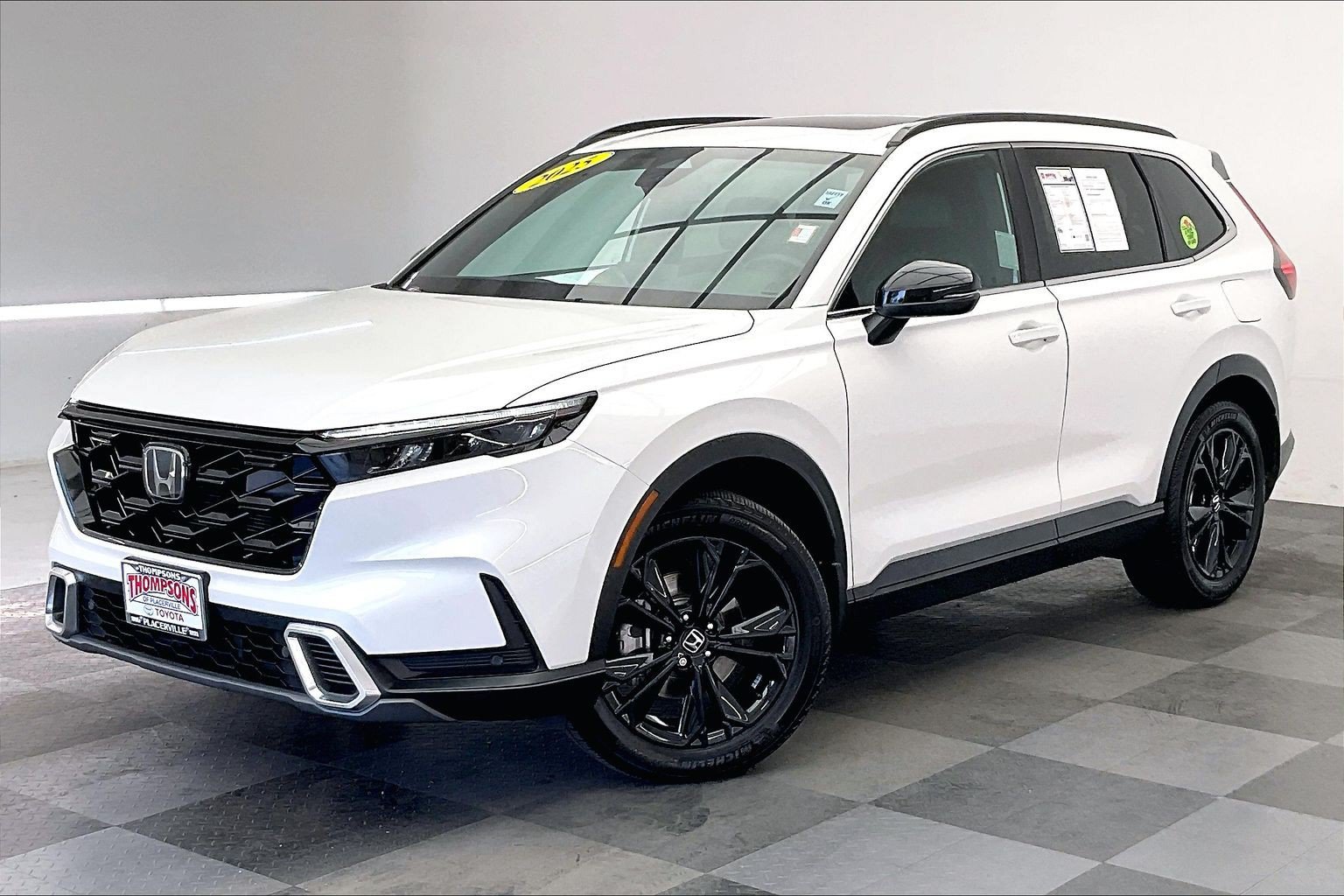 Used 2025 Honda CR-V Sport Touring image 12