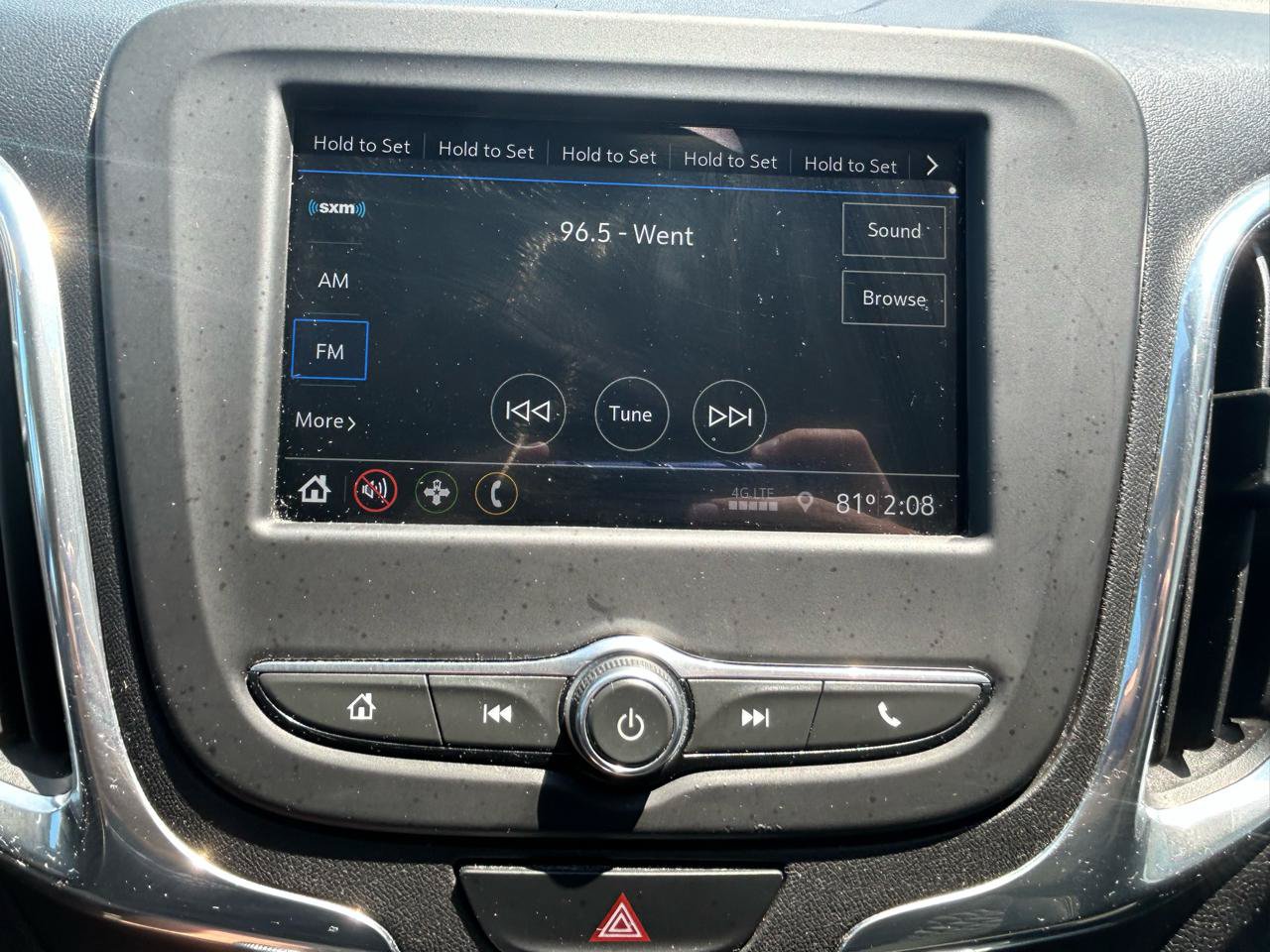Used 2019 Chevrolet Equinox LT w/ Driver Convenience Package FWD image 22