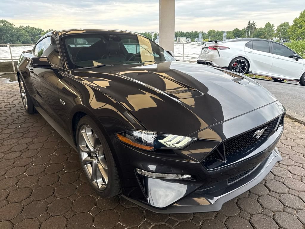 Used 2022 Ford Mustang GT Premium w/ Equipment Group 401A RWD image 4