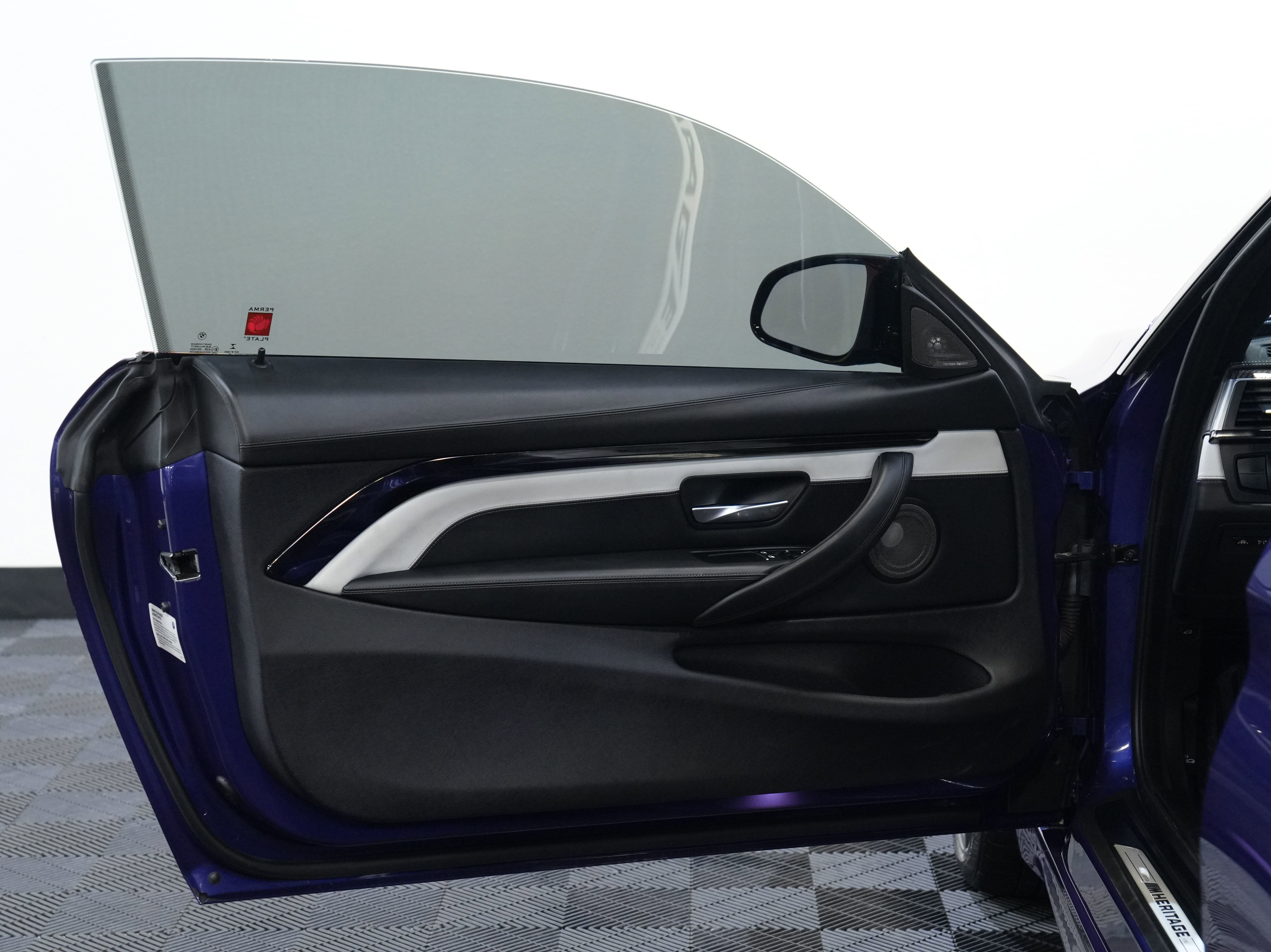 Used 2020 BMW M4 Coupe w/ Competition Package image 23