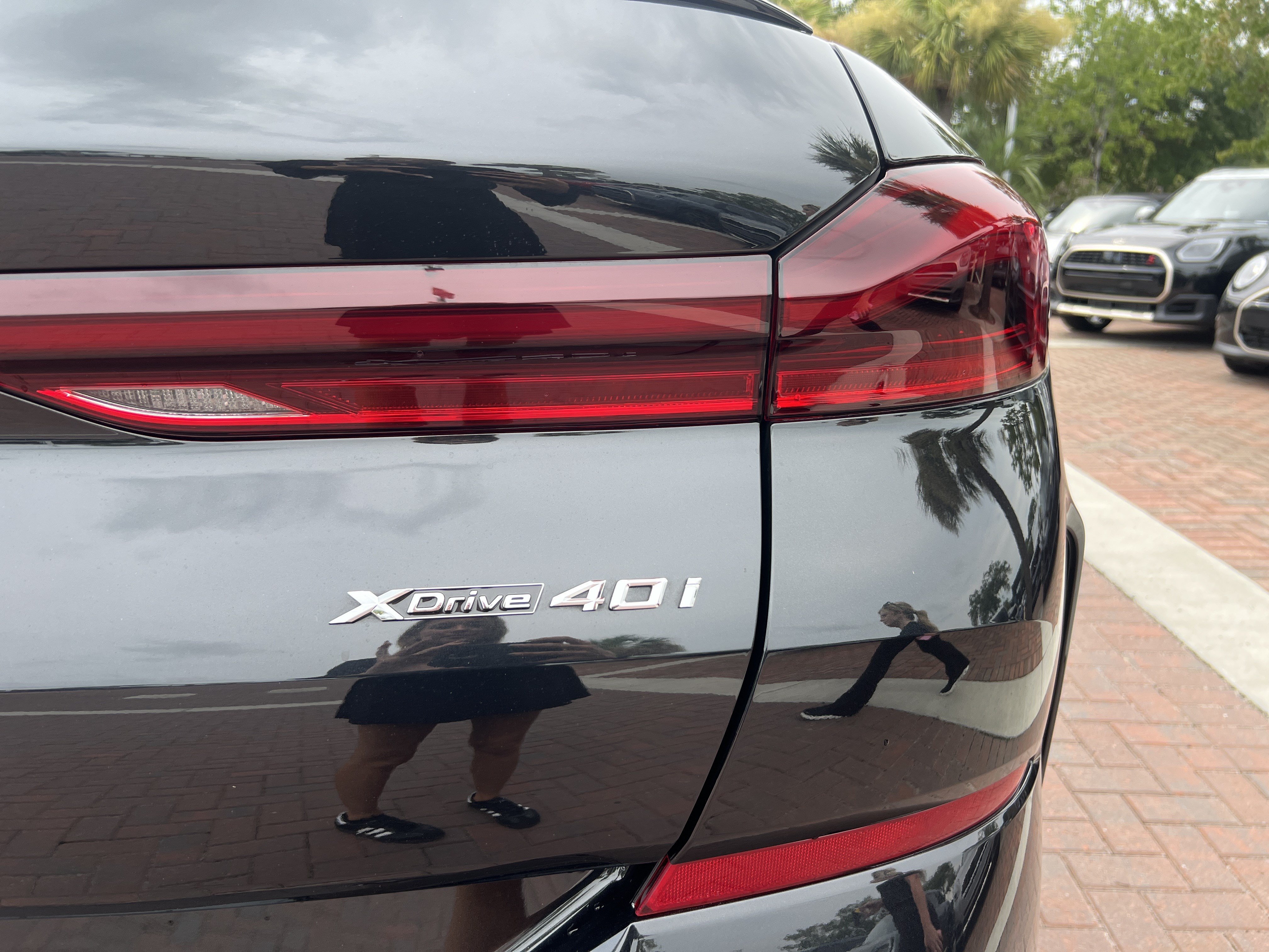 Used 2024 BMW X6 xDrive40i w/ Executive Package AWD/4WD image 43