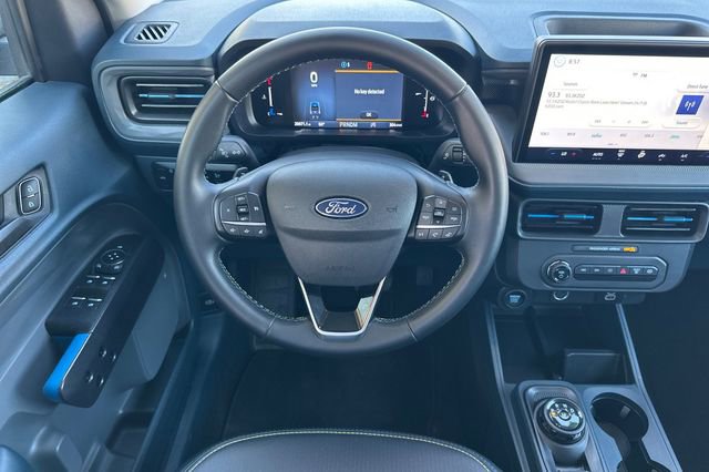 Used 2025 Ford Maverick Lobo AWD/4WD image 17