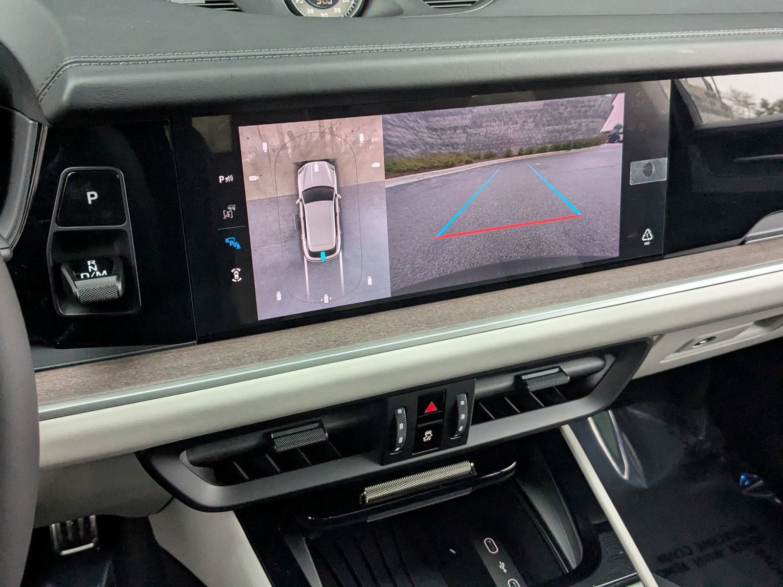 New 2026 Porsche Cayenne Turbo image 19