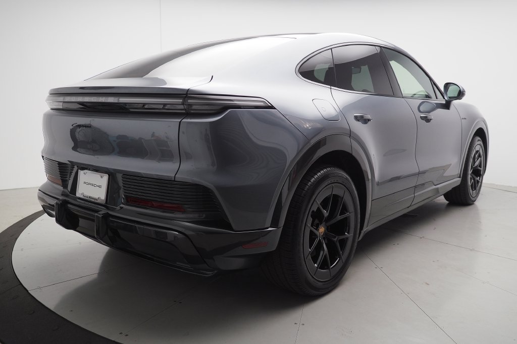 New 2026 Porsche Cayenne Electric Coupe AWD/4WD image 5