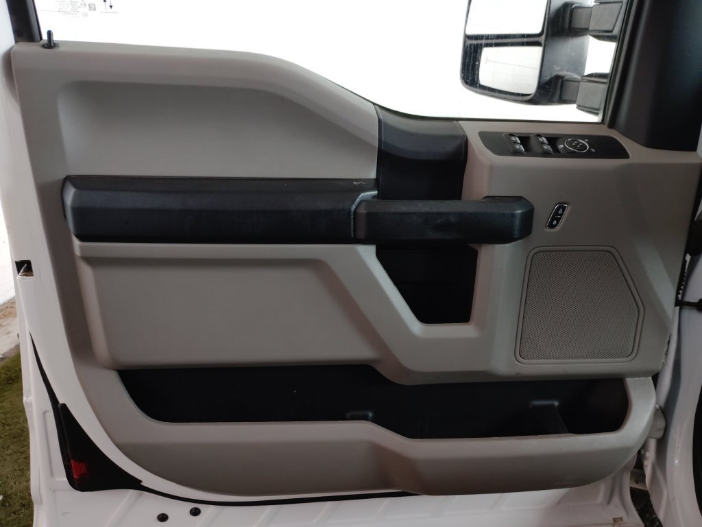 Used 2020 Ford F350 XL w/ Power Equipment Group AWD/4WD image 25