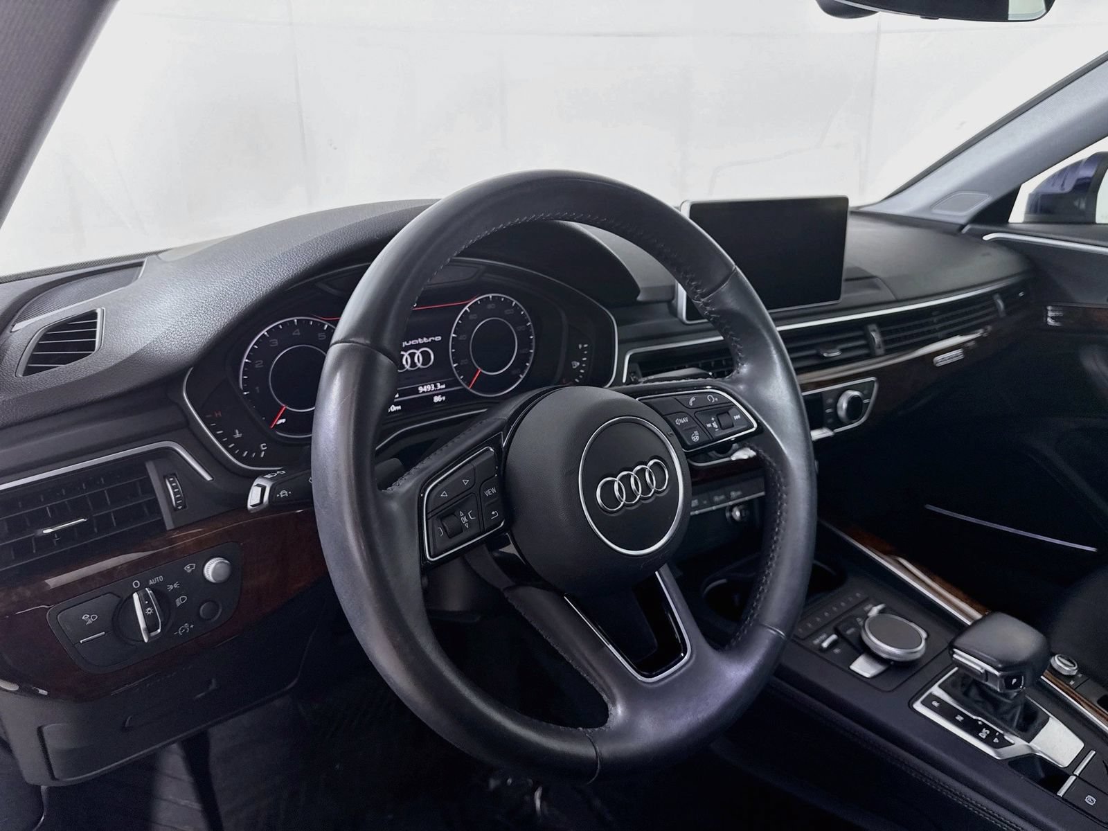 Used 2019 Audi A4 2.0T Prestige w/ Prestige Package AWD/4WD image 4