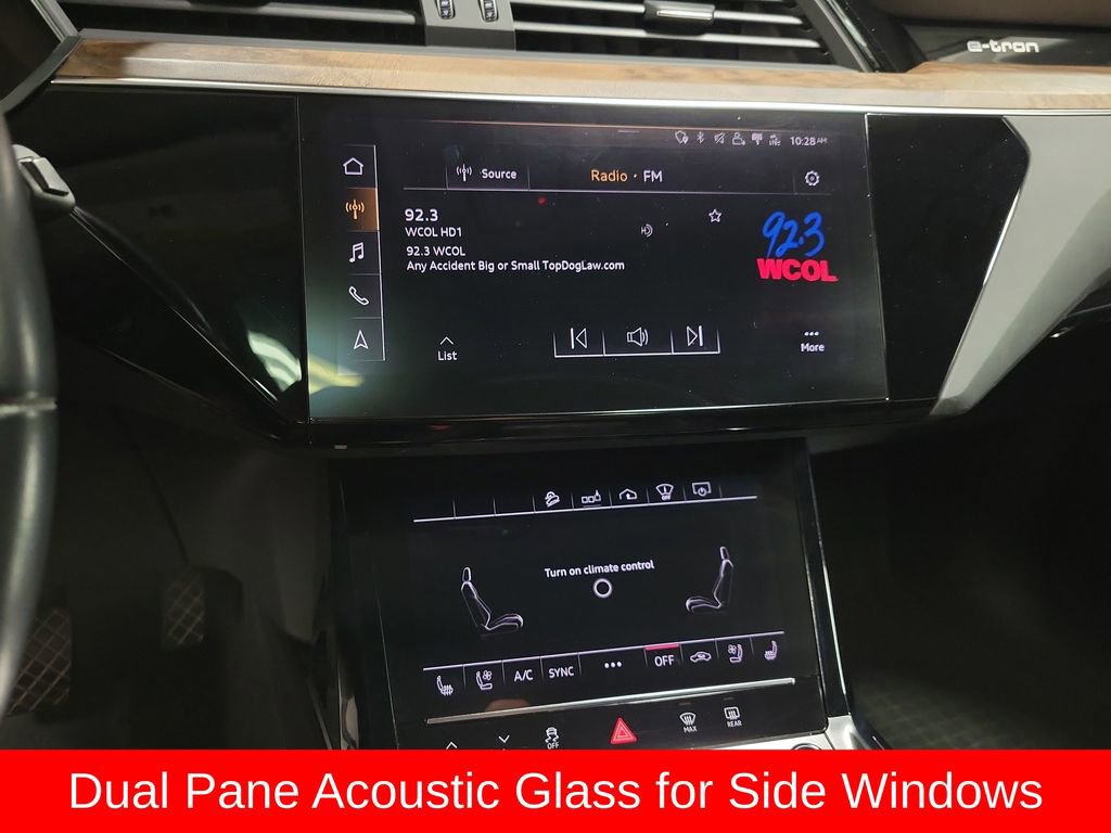 Used 2019 Audi e-tron Prestige w/ Prestige Package AWD/4WD image 16