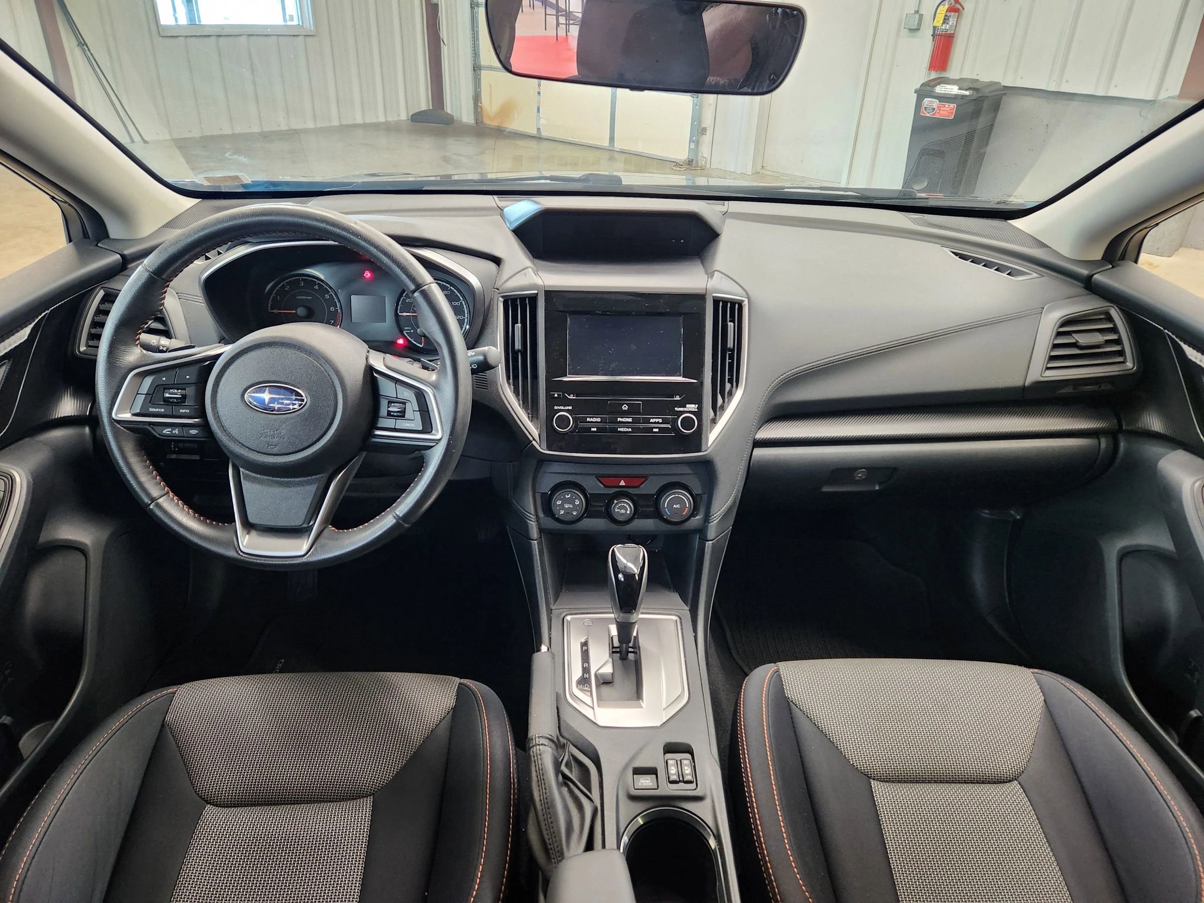 Used 2019 Subaru Crosstrek 2.0i Premium image 3