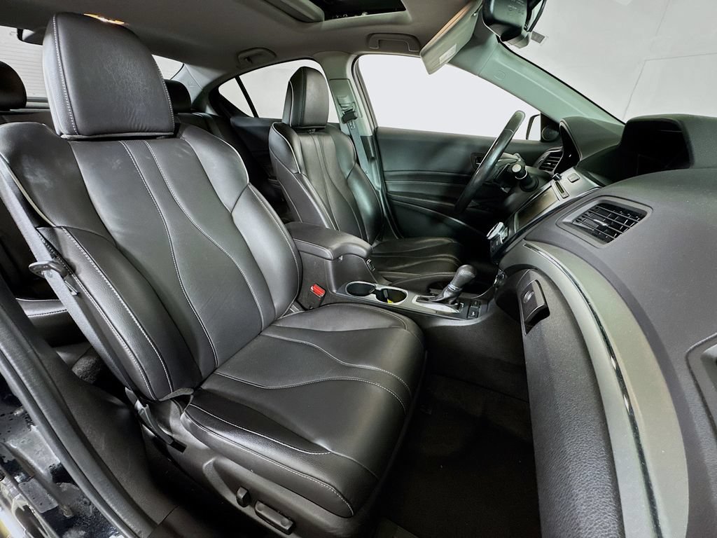 Used 2020 Acura ILX FWD image 27