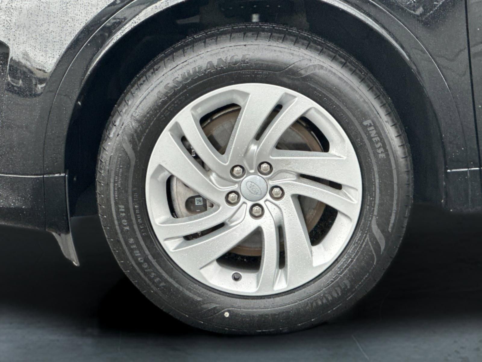 Used 2022 Land Rover Discovery Sport S R-Dynamic image 26