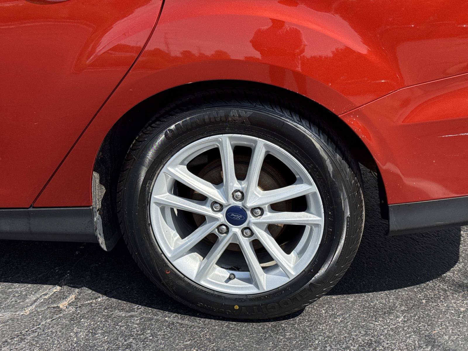 Used 2018 Ford Focus SE FWD image 10