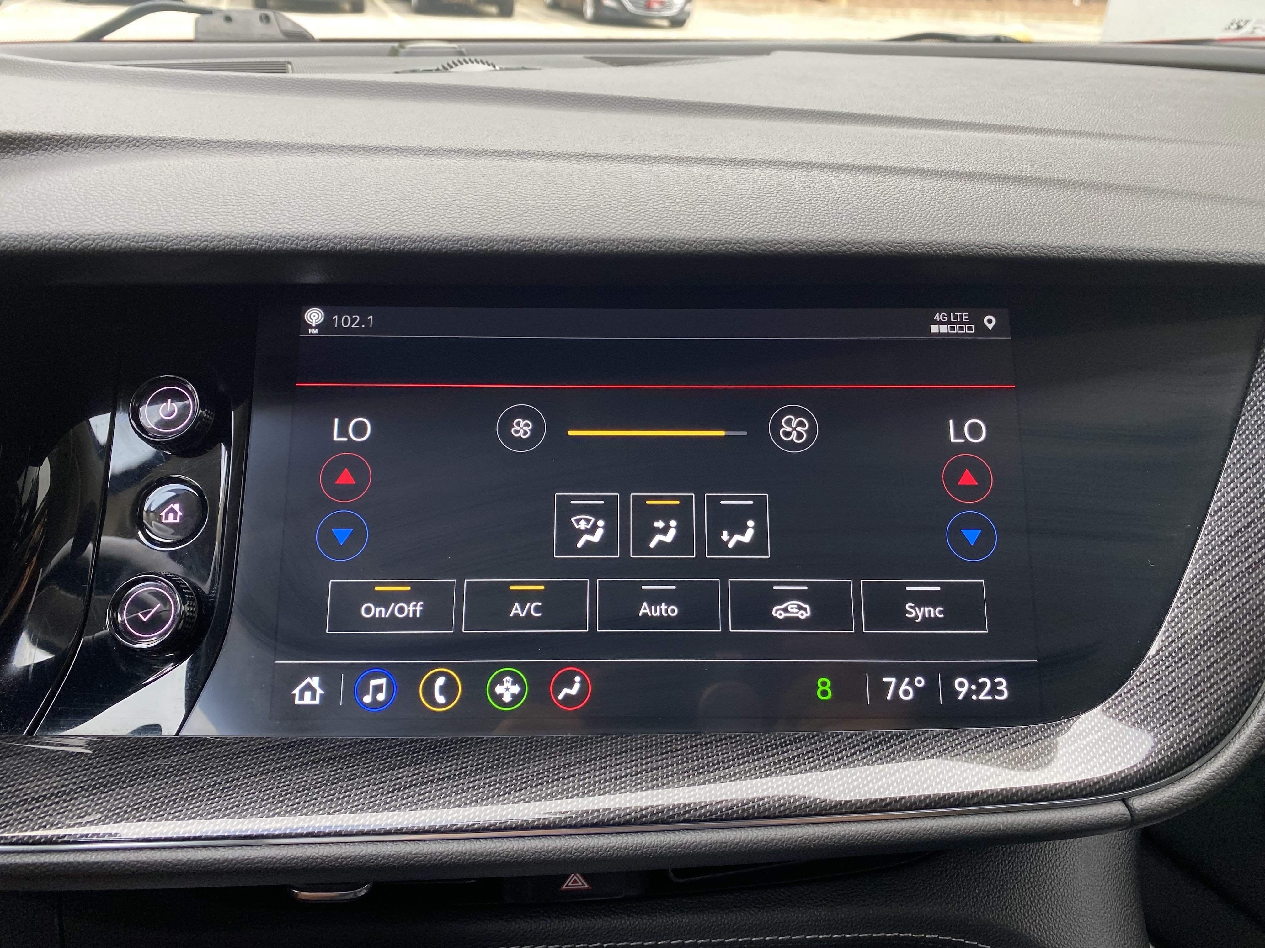 Used 2023 Buick Envision Essence FWD image 25