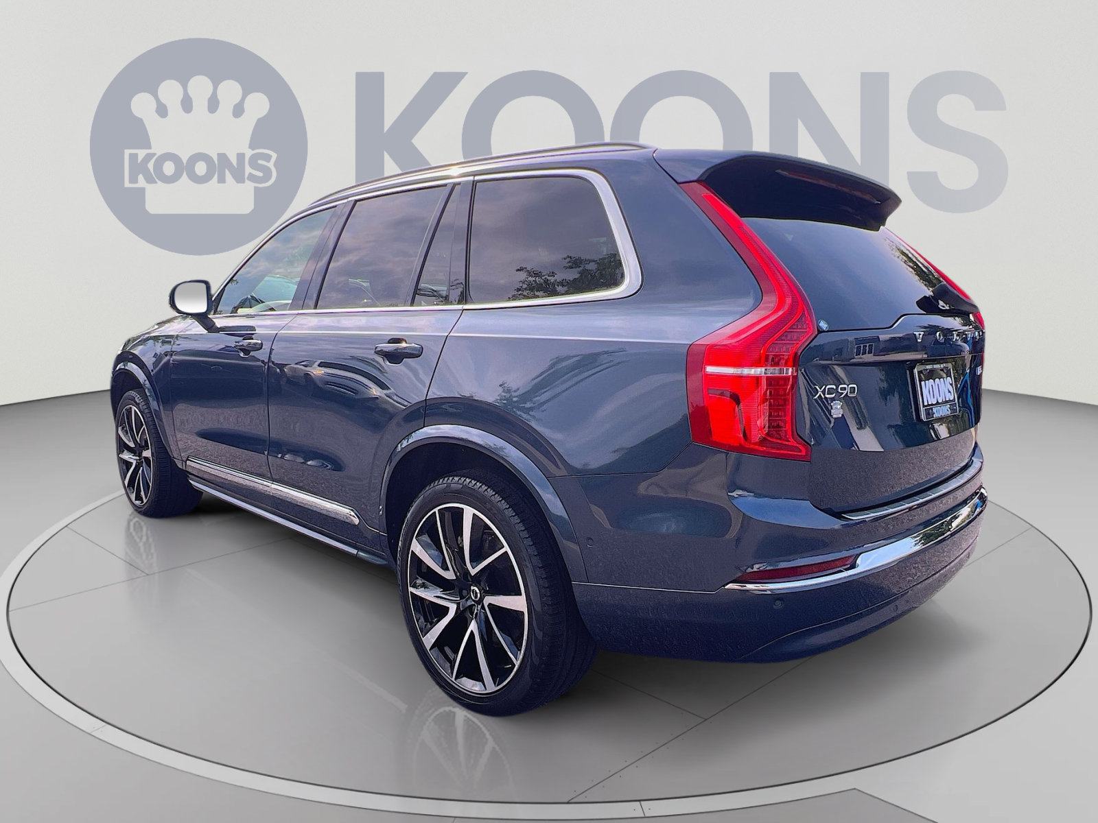 Certified 2023 Volvo XC90 B5 Plus w/ Protection Package Premier AWD/4WD image 4