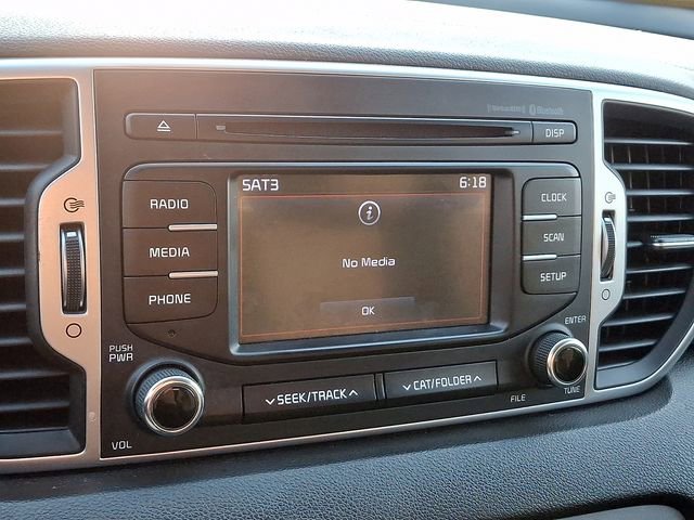 Used 2018 Kia Sportage LX AWD/4WD image 19