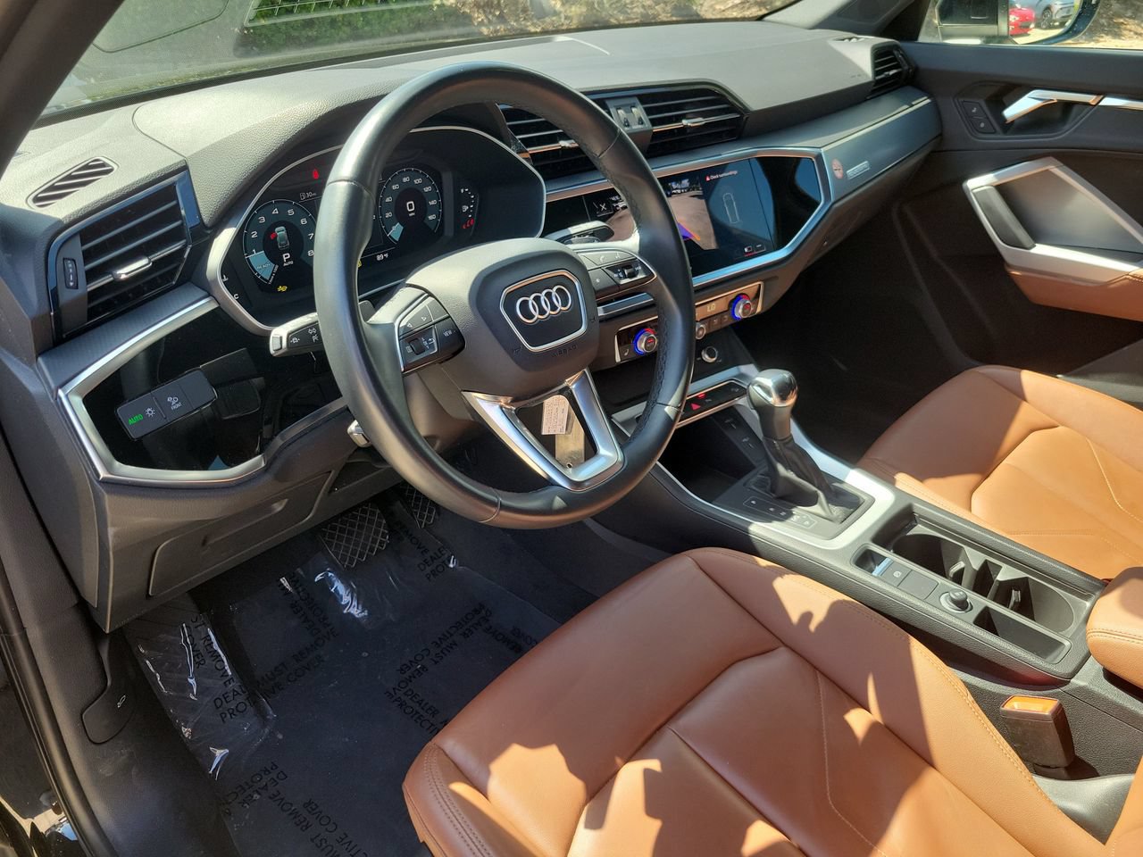 Used 2025 Audi Q3 2.0T Premium AWD/4WD image 16