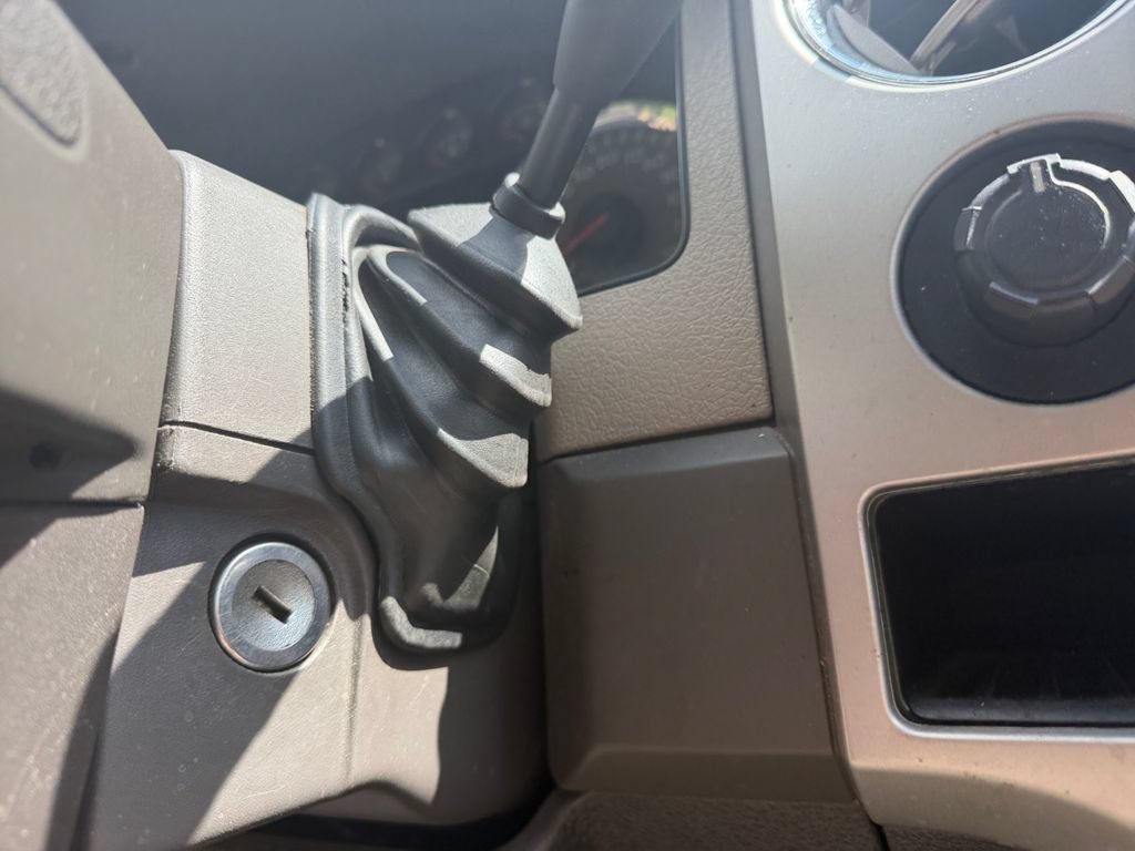 Used 2010 Ford F150 4x4 SuperCab image 30