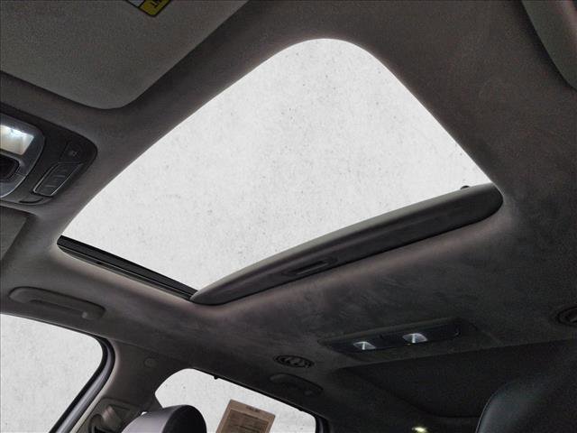 Used 2022 Kia Telluride SX w/ SX Prestige Package image 16