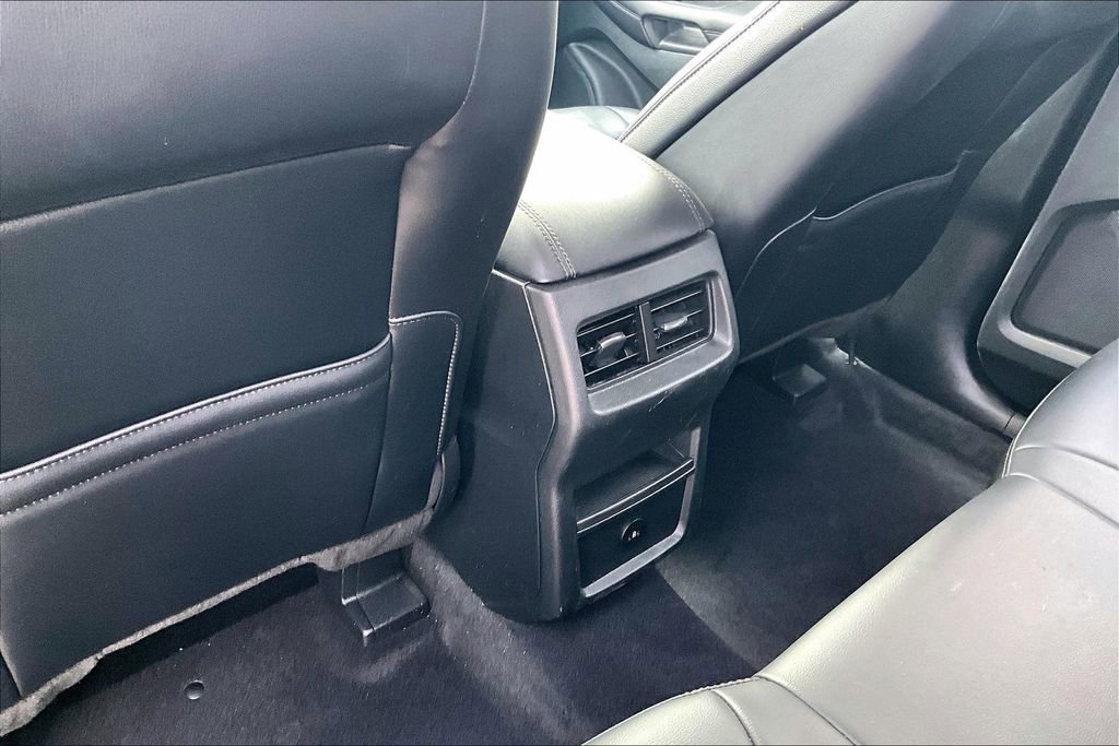 Used 2023 Ford Edge SEL image 32