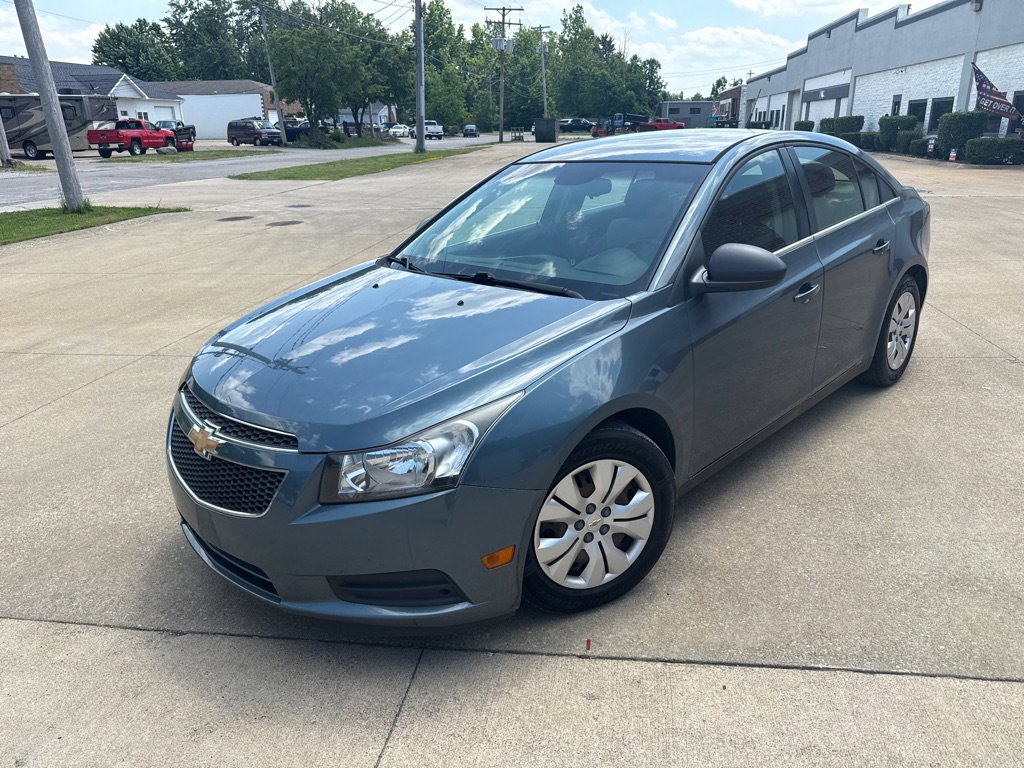 Used 2012 Chevrolet Cruze LS w/ Connectivity Package