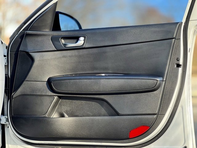 Used 2016 Kia Optima EX w/ Option Group 040 image 22