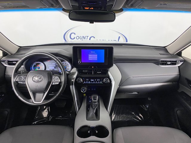 Certified 2023 Toyota Venza LE image 12