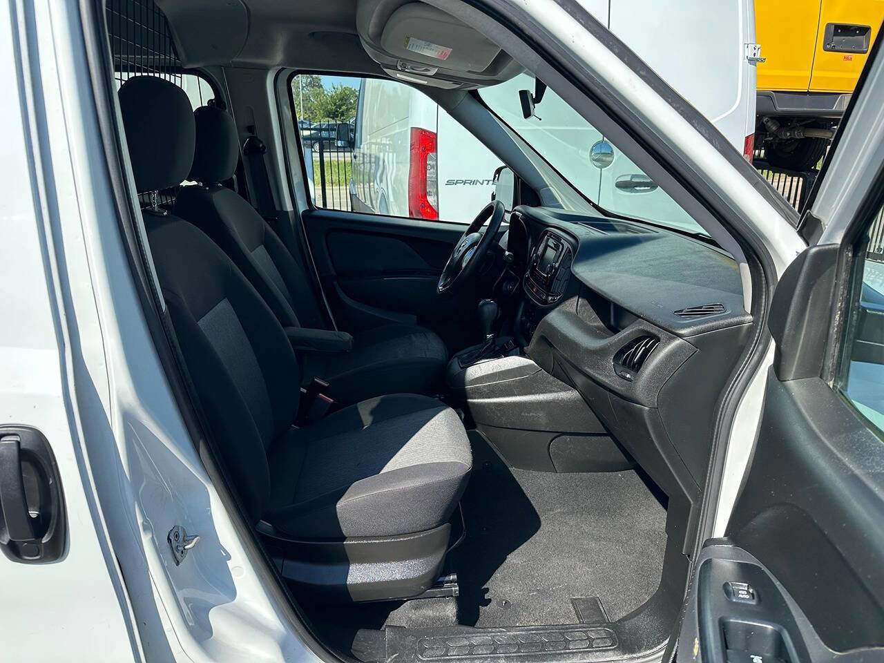 Used 2016 RAM ProMaster City Tradesman SLT w/ Rear Back-up Camera Group image 16